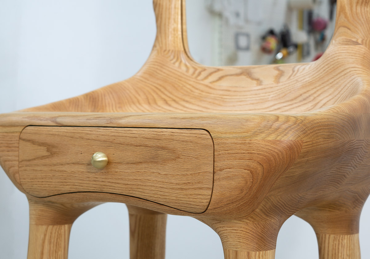 Dressing table / Vanity red oak